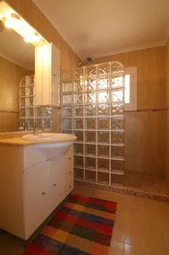 Elegant inredda bungalow med fantastisk havsutsikt, wifi, 6+, pool - Image 5