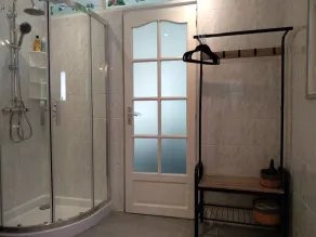Agréable Chambre Indépendante Avec Piscine & Parc - Image 4