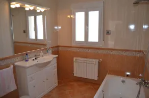 Denia, Els Poblets, casa de sonho,, nova piscina moderna, privada, Wifi - Image 4