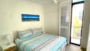 Beautiful waterfront 3 bedroom apartment, 28 nights + only - Image 5