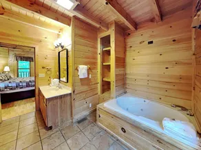 Peytons Hideaway by Jackson Mountain Rentals - Image 4