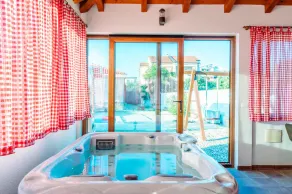 Holiday Home Beti with heated pool - Image 4