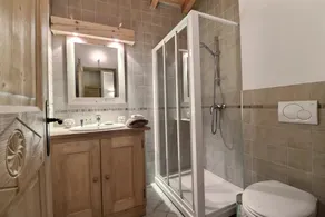 Appartement 4 pièces à Morzine avec parking, piscine l'été - Image 4