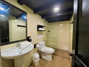 MOKA HOUSE - Image 2