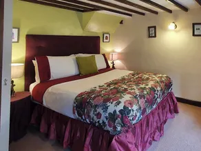5 bedroom accommodation in Draughton, Skipton - Image 4