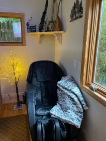Barrel sauna, two plug-play hot tubs ,pool table Mt View private trail to river - Image 3