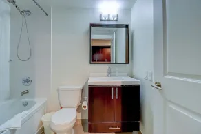 Rooftop Suite - Walk to CN Tower, MTCC, Entertainment District - Image 3