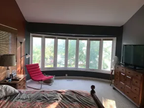 Cozy Renovated 4 Bedroom Waterfront Cottage with Hottub and Firepit - Image 5