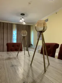 Stunning Two Bedroom Apartment in DOWNTOWN, next to DUBAI Mall - Image 5