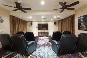 Schöne Suite in Tallahassee! Kostenloses Frühstück + Business Center vor Ort - Image 4