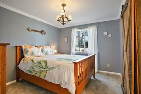 🌻 Charming Cottage On Peaceful 5 Acres in the Mountains - Image 4