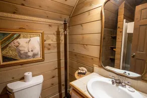 Authentic Log Cabin in Convenient Location - Image 4