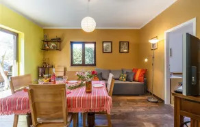 Preciosa casa en Soline - Image 2