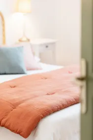 Country cottage with all the comforts of a flat - Image 4