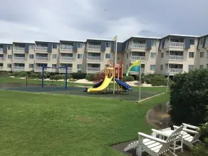 Family resort atmosphere on beautiful Atlantic Beach, North Carolina - Image 5