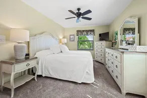 # 432 Sanibel Moorings Courtyard View - Image 5