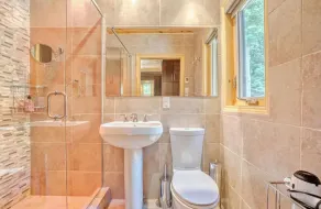 Relax and Rejuvenate at Kamanik Guest House near Ottawa - Image 3