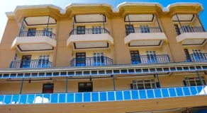 Skyward Mua Hotel - Image 4
