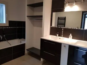Villa de Standing de 190 m² Avec Piscine - Image 2