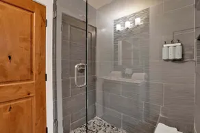 Experience the serene 2596-Pine Woods Retreat in Sugarloaf, with forest views! - Image 2
