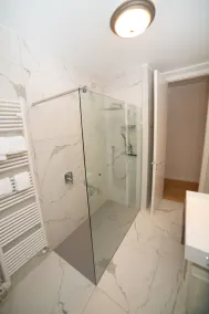 Little Marina Apartment - Lake Como East Side - lake front - Image 2