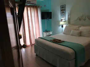 Fisherman's Point Resort - Image 4