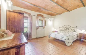 Nice Apartment In Larciano Pt - Image 3