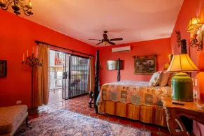 Fully Remodeled Ocean Front Private Home with Private Pool and Beach Access - Image 4
