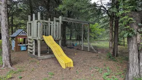 An Updated, Secluded family friendly home with Fast Wifi - Image 2