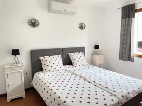 Roussillon: Haus für 4- 6 Personen mit Garten und Pool im Herzen des Dorfes. - Image 2