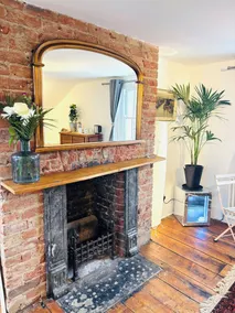 Central Victorian House - Image 2
