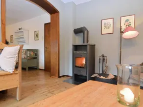 Quaint Holiday Home near Ski Area in Neuastenberg - Image 3
