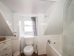 Jubilee Cottage, UIG - Image 4