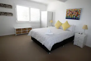 Stunning ocean views! FREE WIFI! - Image 2