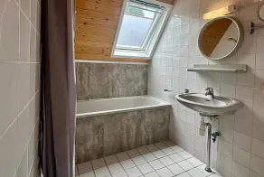 Lovely cottage in beautiful surroundings - Image 4