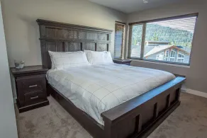 ★ Luxury Ski-in/out 3 Bedroom Townhouse w/ private hot tub & garage - Image 4