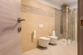 Apartment \"Glolo 2\" in the South of the Beautiful Lago di Molveno - Image 2