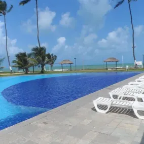 Anchor Flat Resort, beachfront, 2 km from the village of Porto de Galinhas, sleeps 6. - Image 3