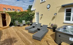 Toftegården Guesthouse - Apartments & Rooms - Image 4