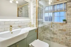 Host & Stay - Bentley Wynd - Image 2