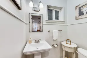 Walk to Dtwn & Rail Trail: Family Home in Lebanon - Image 3