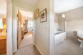 Crumpet Cottage - Image 3