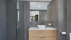 Border Terrace Unit 6 close to beaches, shopping and clubs in Coolangatta & Tweed Heads area - Image 2