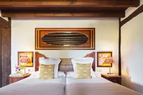 CHARMING HOUSE IN AN UNSURPASSED ENVIRONMENT - Image 3