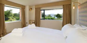 The Lighthouse, Gairloch - Vrbo Holiday Home of the Year 2026 - Image 2