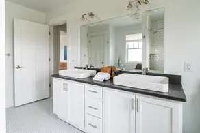 Perfect Family Vacation Home! Heated Salt Water Pool - Car Ferry Tix Available - Image 2