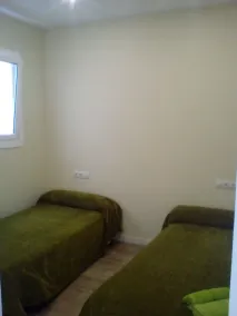 Castel lägenhet Fira - Image 5