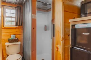 Pondside TinyHome near Grayson Highlands FEES INCL - Image 3