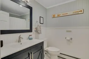 🐶 Dog Friendly Fenced in Yard! 3/2 🏠 1.1 mi to 🏝 WIFI - perfect fall rental! - Image 3