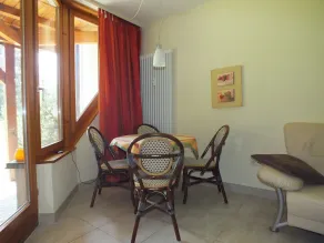 Lovely, quiet 4-star apartment for two - close to village and lake - Wi-Fi - Image 5
